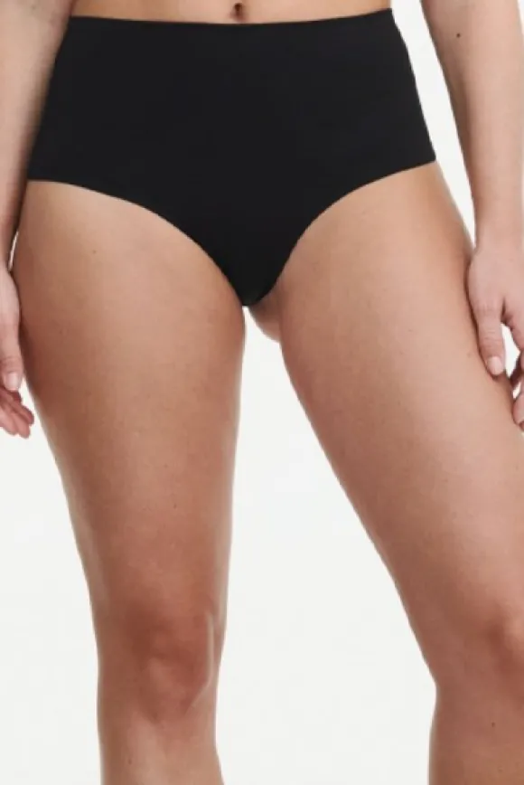Chantelle Shaping Thong