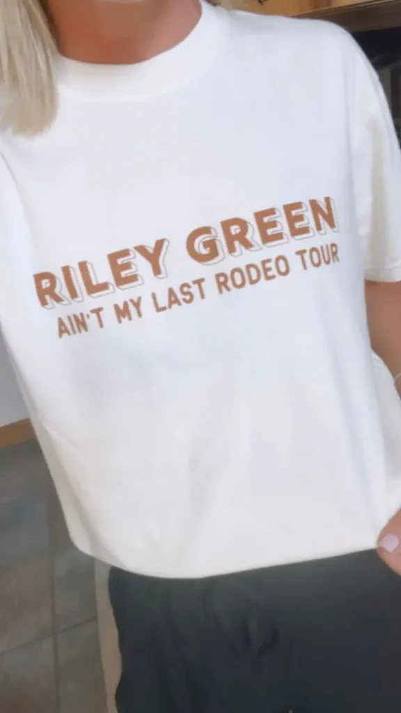 Riley Green Tee