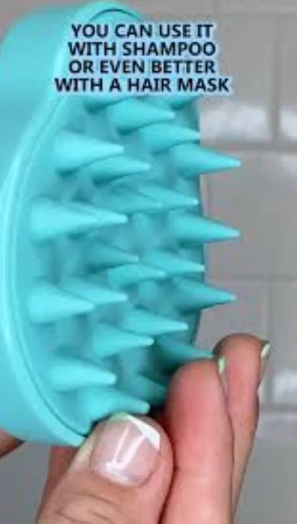 TikTok Viral Shampoo Brush