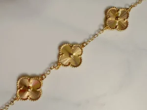 Waterproof Gold Clover Bracelet